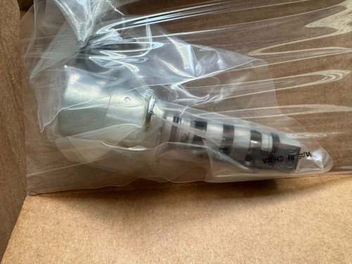Cardone 7v3000 VVT Variable Valve Timing Solenoid New - Picture 3 of 3
