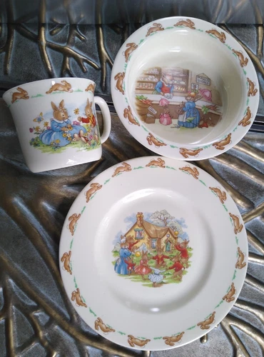 Royal Doulton BUNNYKINS 3pc Children's Ceramic Dish Set Cream and Pink Tones!