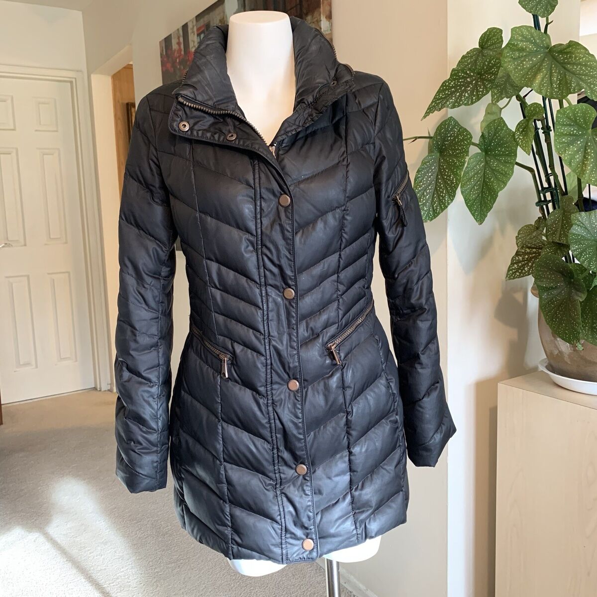 Andrew Marc Of New York Women's Black Down Puffer Coat Andrew Marc Of New York Women's Black Down Puffer Coat