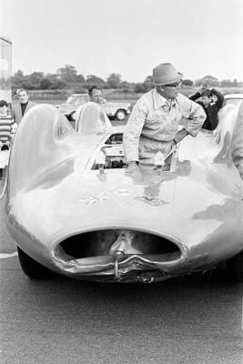 Donald Campbell was due to give a demonstration run at a gala ther- Old Photo 2