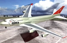 Boeing 747-451 Northwest Airlines 1:150 Scale LARGER RARE MODEL