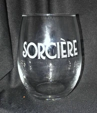 SORCIERE Witch In French Wican Sorceress Woman Mama Gift  Wine Glass Engraved 