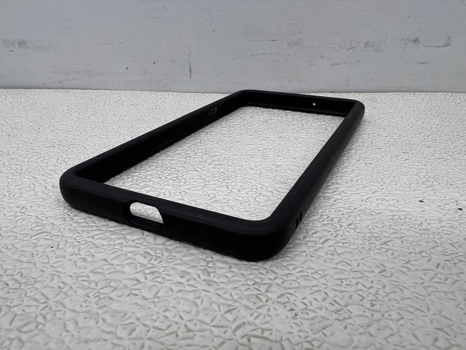 Чехол-бампер RhinoShield CrashGuard для Google Pixel 2XL - черный - - Изображение 4 из 4