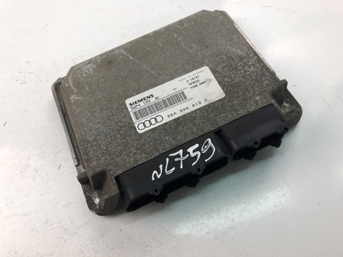 AUDI A3 8L1 Motorsteuergerät ECU 06A906019D 2000 18040778