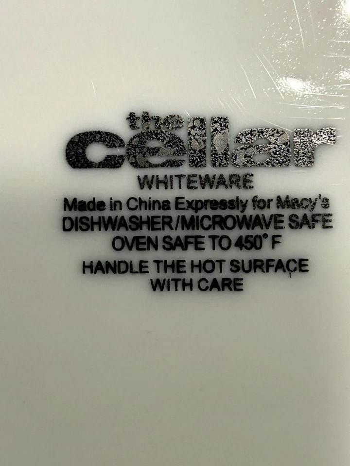 Juego (4) Plato cuadrado THE CELLAR Whiteware MACYS Indigo Flowers 11 1/4" Foto 3 de 3