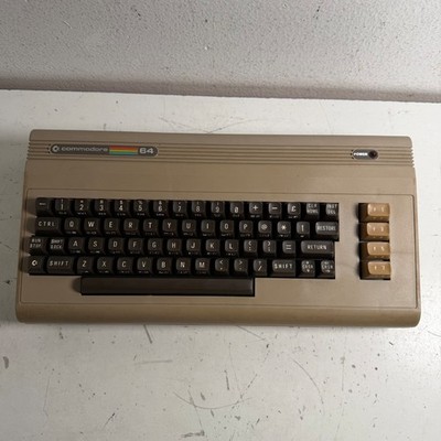 Vintage Commodore 64 Beige Brown Classic Home Computer Breadbox Console