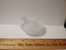 Boyd Frosted Glass Nesting Hen Salt Cellar #3