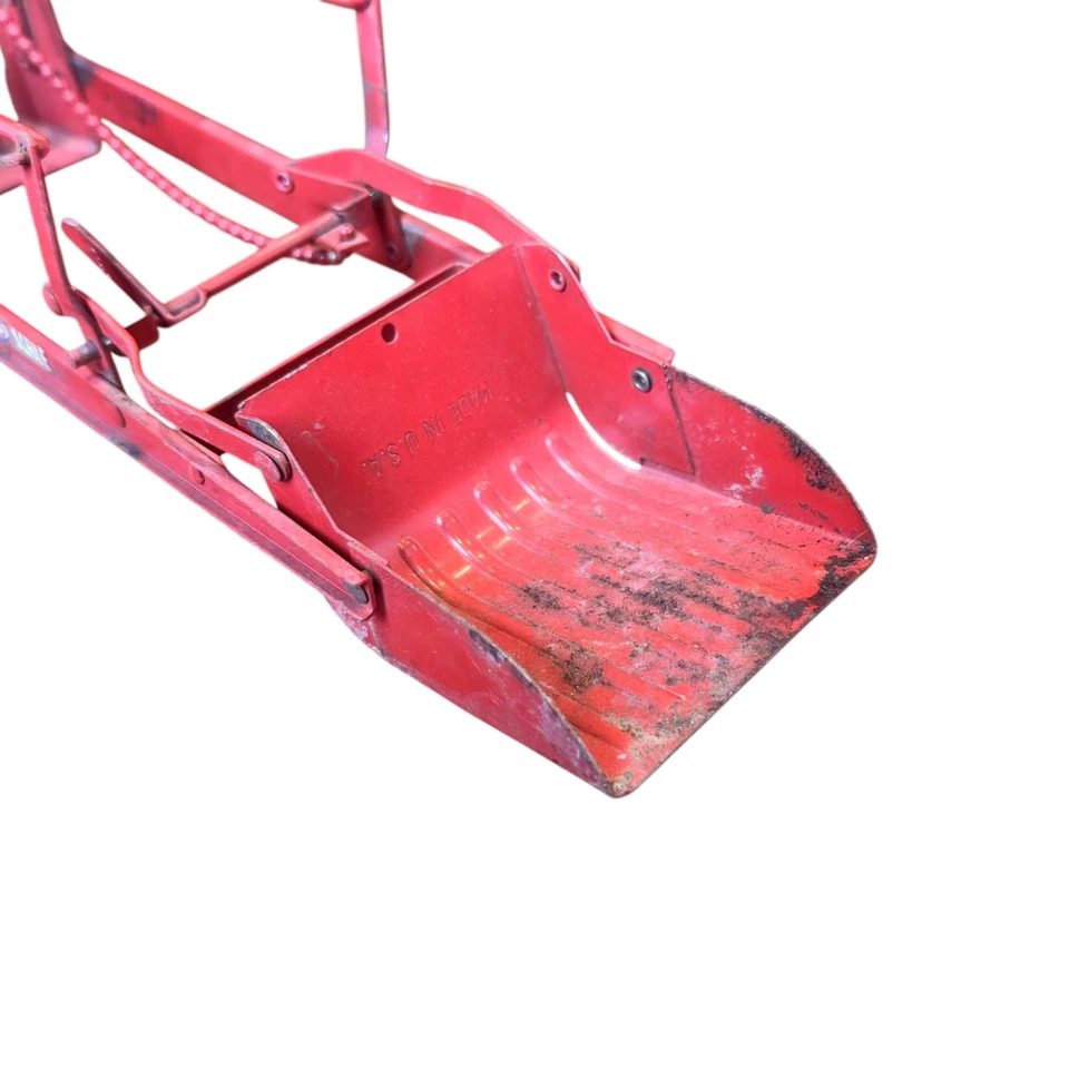 1950s 1/16 scale red TRU-SCALE  Tractor Loader - Image 4 of 4