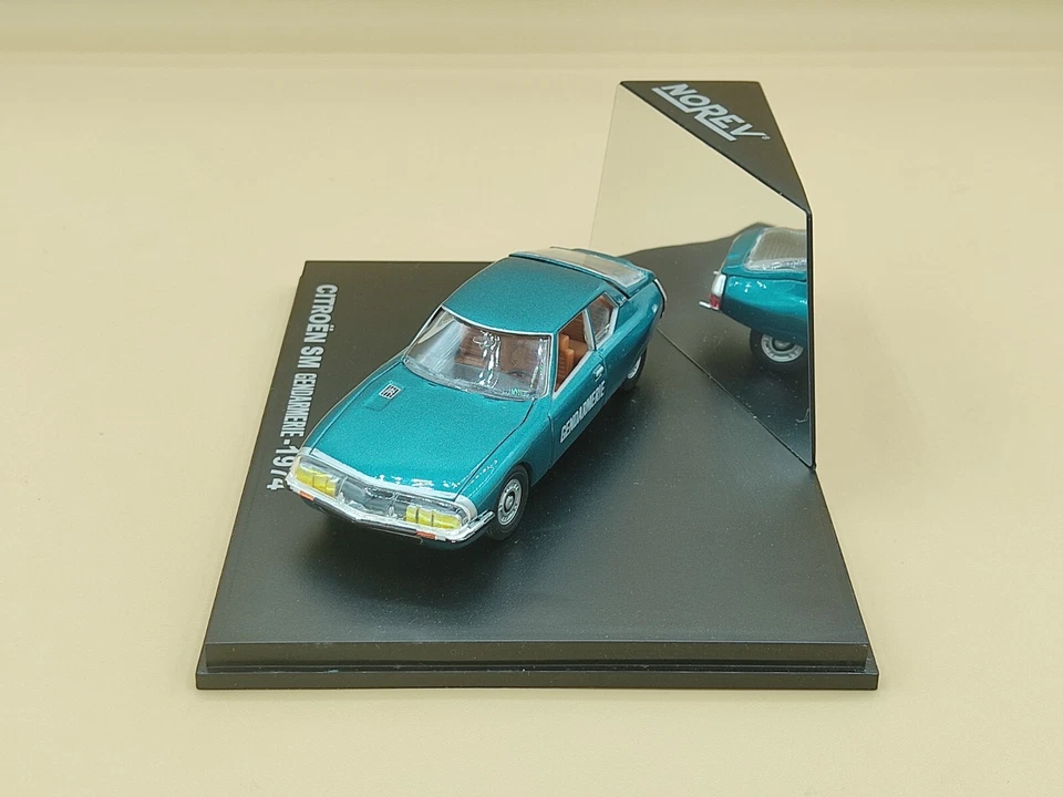 1/43 Citroën SM "Gendarmerie Nationale" Bleu 1974 Norev - Photo 2/4