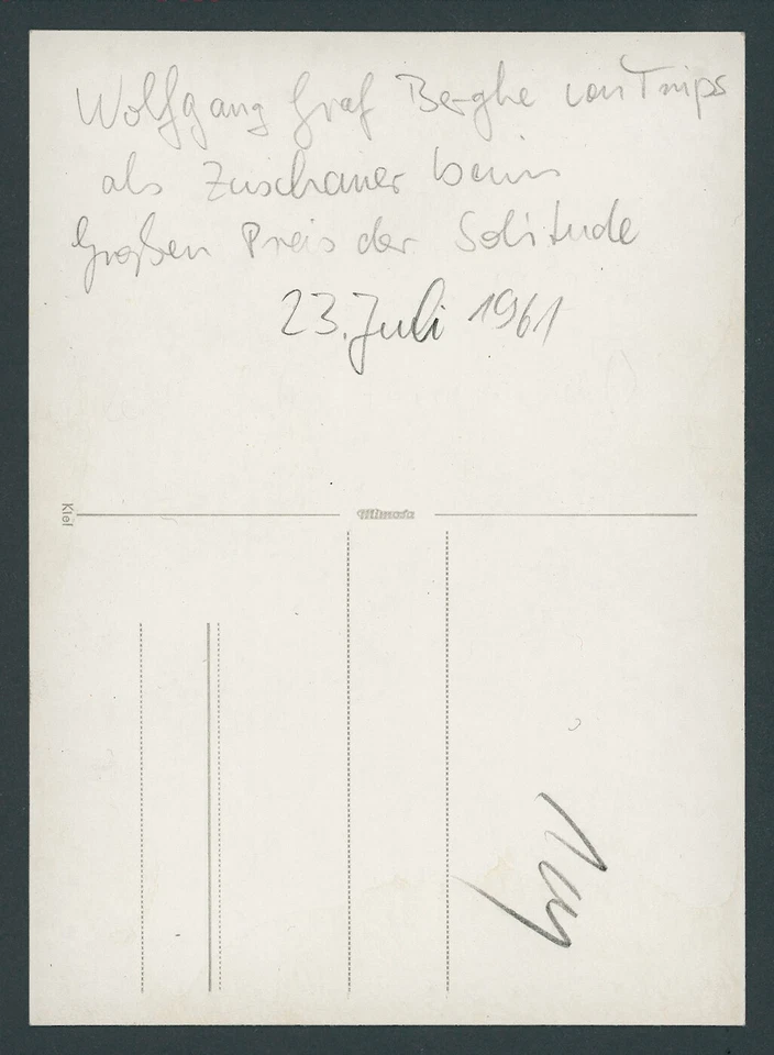 orig. Foto Rennfahrer Wolfgang Graf Berghe von Trips als Zuschauer Solitude 1961 - Bild 2 von 2