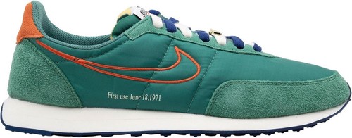 Nike Sacai LDwaffle Size 11.5 Purple Authentic Used Runner Trainer