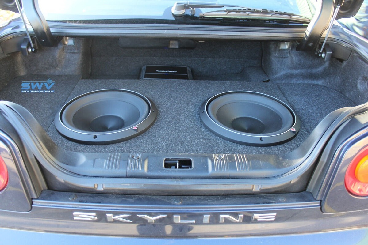 EMPTY! Nissan Skyline R34 boot install - Subwoofer box - 12inch