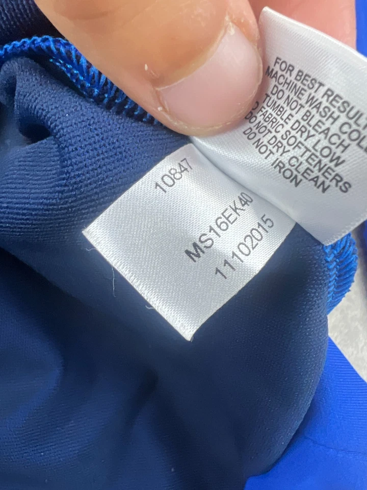 Peter Millar Sweater Mens Medium Blue 1/4 Zip Pullover Preppy Golf Logo Wicking - Image 4 of 4