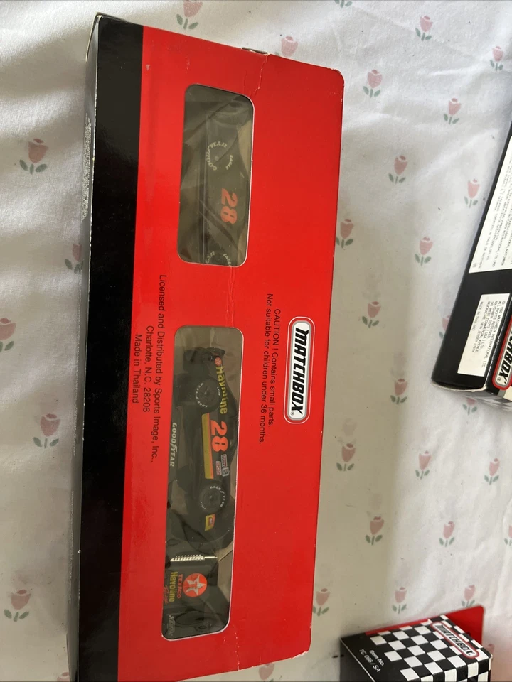 Matchbox Team Convoy Davey Allison Havoline #28 NASCAR Edición Limitada 1993 Nuevo Foto 4 de 4