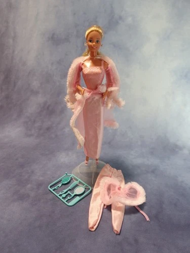 ♥ BARBIE ♥ Pink n' Pretty Barbie with Outfit & Accessories ♥ 1981 #3551