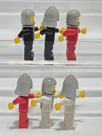 LEGO 375 - 2 Castle Nearly Complete - Missing 7 Parts & Some Stickers - 1978