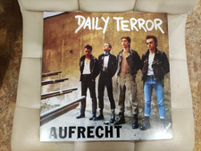 Daily Terror Aufrecht. Vinyl LP Neu