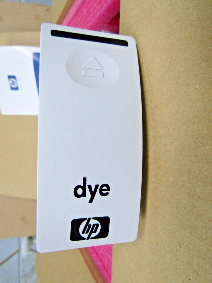 🔥2) NEW HEWLETT PACKARD HP 81 BLACK DYE 680ml INK CARTRIDGE C4930A C5066A BOX 2 - Image 4 of 4