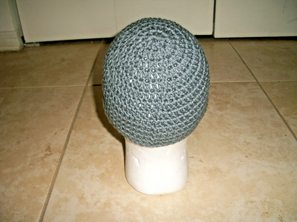 Adulto Hecho a Mano Crochet Musulmán GRIS Koofi Kufi Oración Gorra Sombrero Islam Gorro Topi Foto 4 de 4