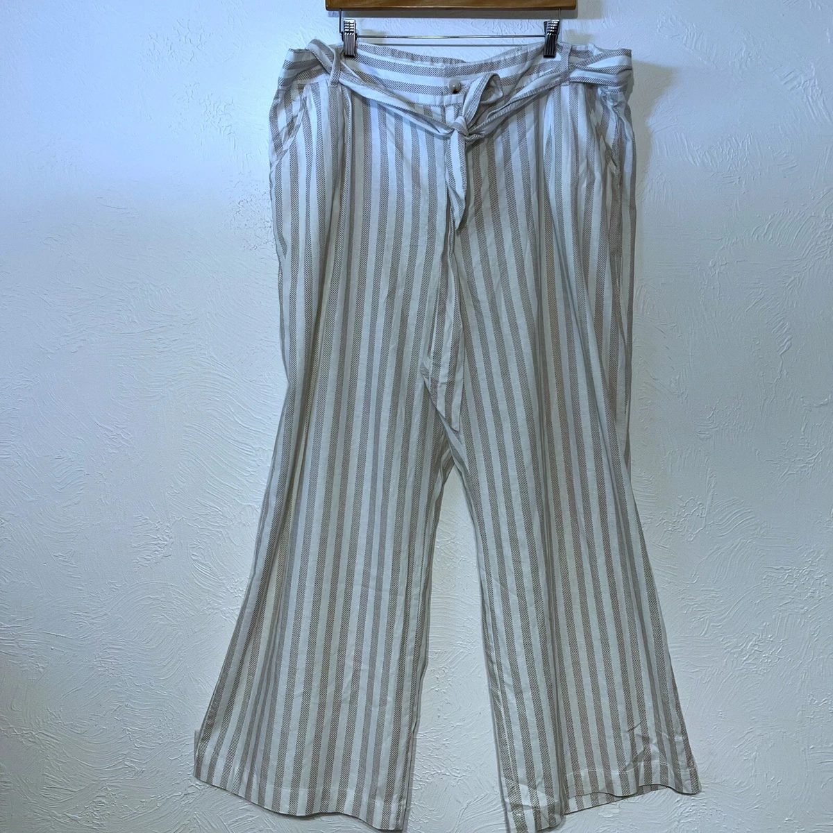 Torrid store linen pants