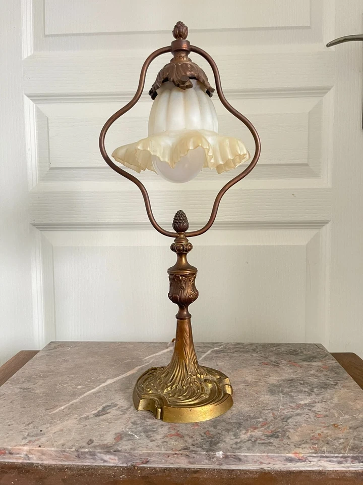 Ancienne Lampe Lyre Tulipe Laiton Doré France - Photo 3/4