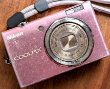 Nikon COOLPIX S570 12.0MP CCD Digital Camera 5x Optical Zoom English ok Japan