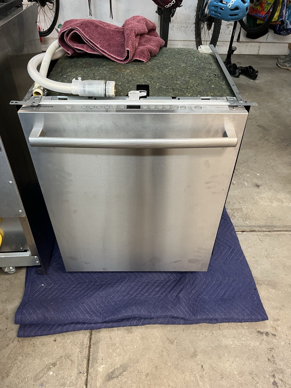 Bosch 500 Series Stainless Steel Dishwasher with Precision Wash-image