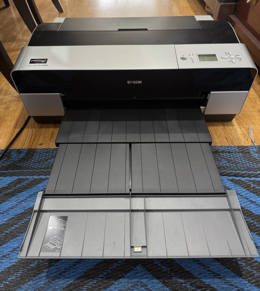 Epson Stylus Pro 3880 Designer Edition Large Format Inkjet Printer. Please Read - Image 4 of 4