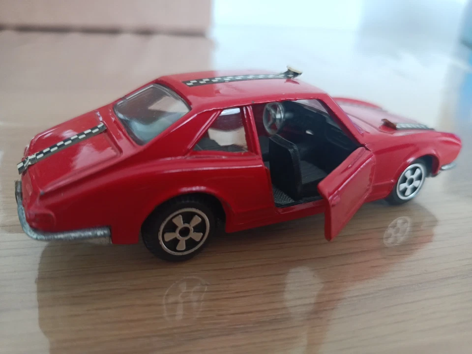 GHIA V.280 Politoys n.550 1/43 - Immagine 4 di 4