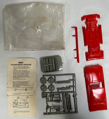 Vintage Palmer Plastics 1967 Ford Thunderbird Hardtop Car Auto Toy Model (A5)