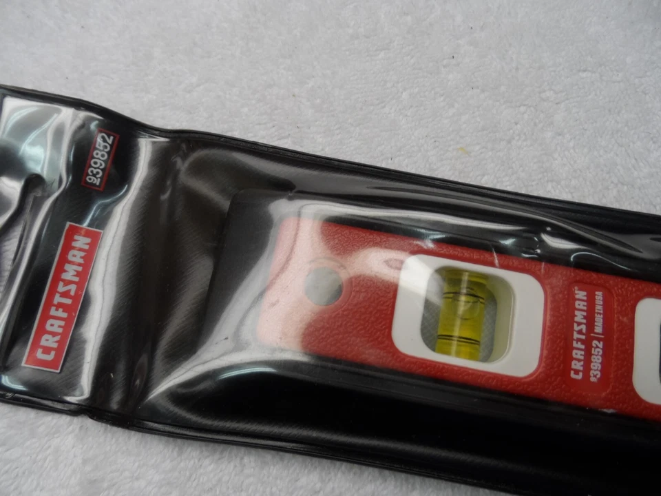 Craftsman 9" Magnetic Torpedo level NIP, made in USA - Part # 39852 (red) - Image 2 of 4