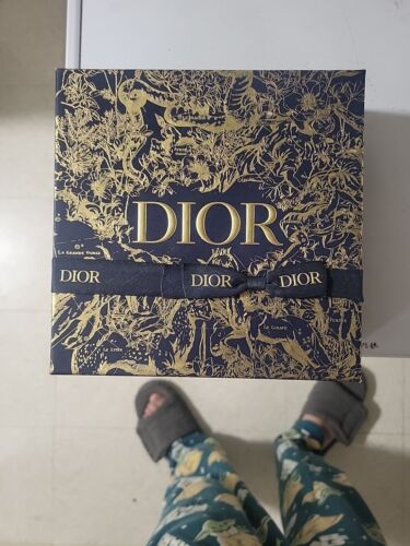 DIOR J'ADORE 2 PIECE GIFT SET FOR WOMEN EAU DE PARFUM SPRAY 50 ML/1.7 FL.OZ.