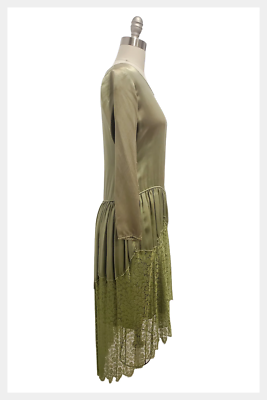 1920s Art Deco green drop waist dress with tiered silk & lace skirt Size Small | eBay 1920s Art Deco green drop waist dress with tiered silk & lace skirt Size Small | eBay