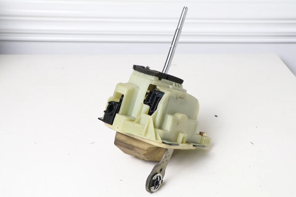 01-09 MERCEDES W203 W209 CLK350 CLK500 Conjunto de palanca de cambios de transmisión OEM #8 Foto 2 de 4