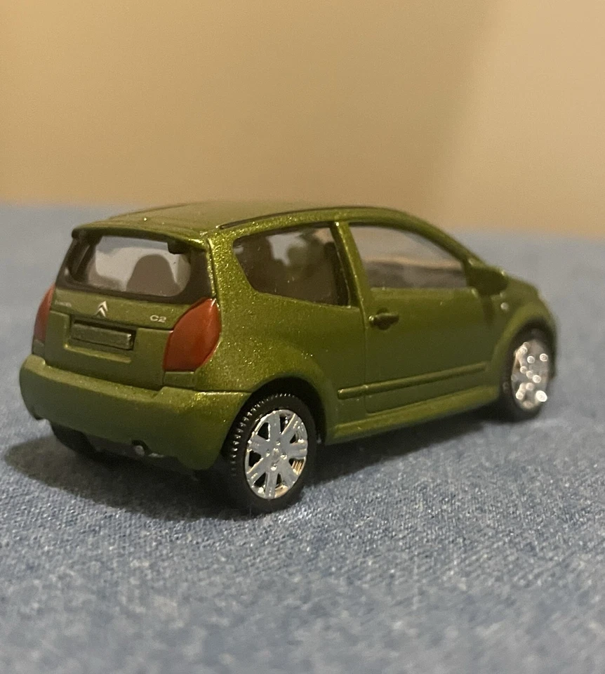 Modellino Norev Citroen C2 Verde Assenzio 1/55 3 Inches Citroën Eccellente Stato - Immagine 3 di 4