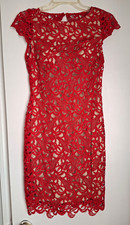 Alice + Olivia Red lace overlay lined sheath cap sleeve zip mini dress size 0
