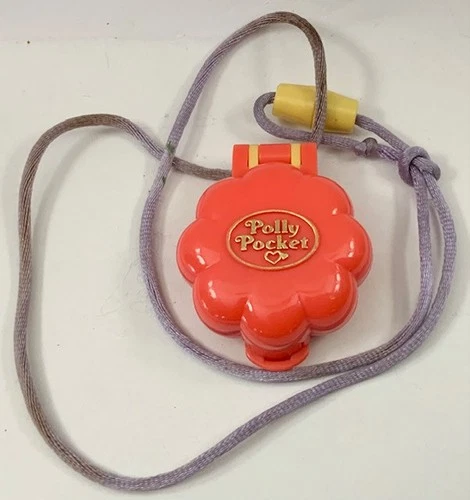 Polly Pocket Camp Days Locket 1991 ~ Complete
