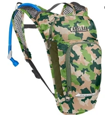 CamelBak Mini M.U.L.E. Kids Hydration Backpack, 50 oz - Camo