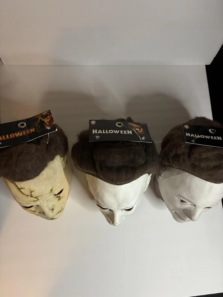 Lote de 3 máscaras Trick or Treat Studios Michael Myers H2 The Shape Rob Zombie - Imagem 2 de 4