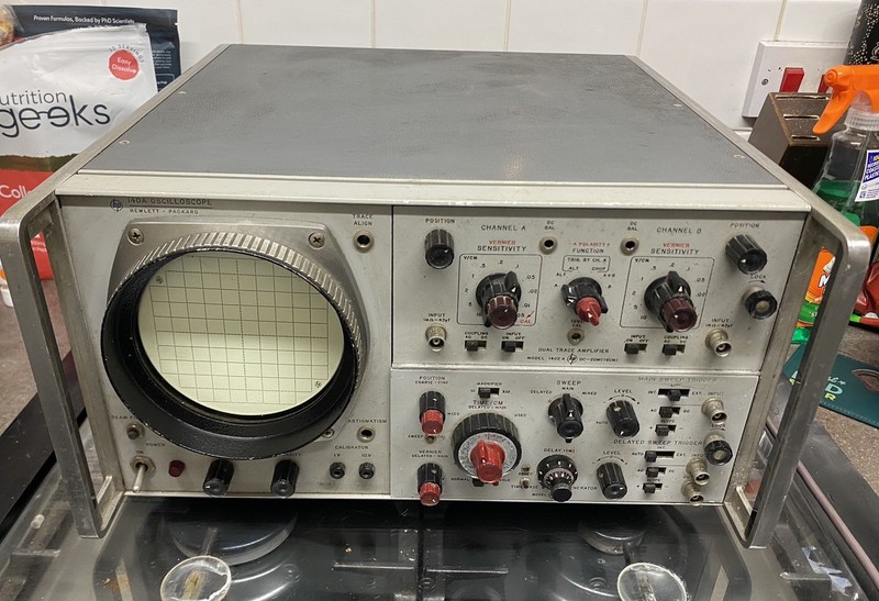 HP Hewlett Packard Oscilloscope 140A- Powers On/ Untested- Heavy Duty