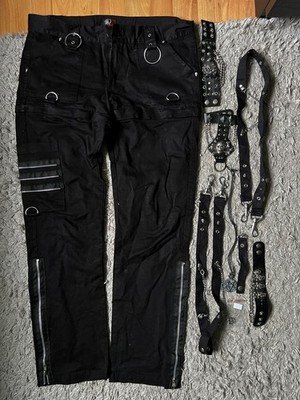 Dead Threads Gothic Hose Gr. 34 + Punk/Goth Zubehör Konvolut Skull Straps Stern