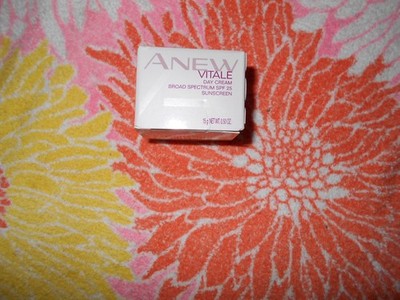 Avon Anew Vitale Day Cream SPF 25 Travel Size 0.50oz