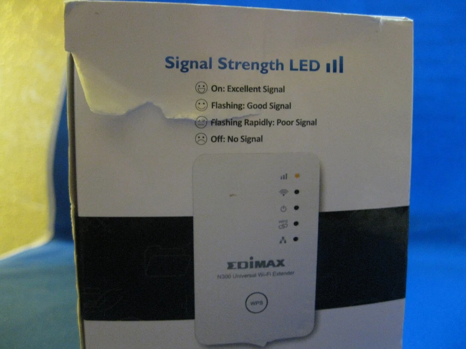 Edimax Smart N300 (EW-7438RPn ) Universal Wi-Fi Range Extender. NEW - Image 4 of 4