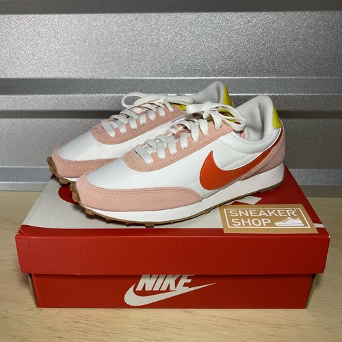Nike Women's Daybreak White Coral Stardust Orange Gum Size 6 (CK2351-600) |  eBay
