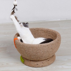 cat scratching bowl