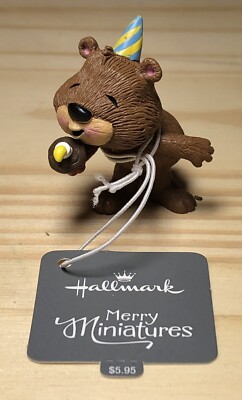 Hallmark Merry Miniatures Bear Birthday Ornament Figure Candle Cake New NWT 2016
