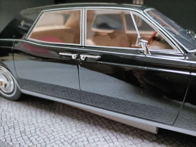AMC 1/18 Lincoln Continental 1968 Black | eBay AMC 1/18 Lincoln Continental 1968 Black | eBay