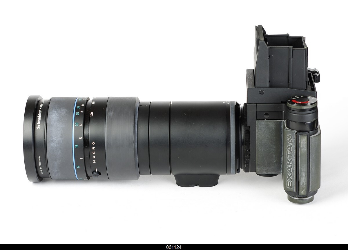 Exakta 66 Mod 2 Camera with Schneider-Kreuznach Variogon M