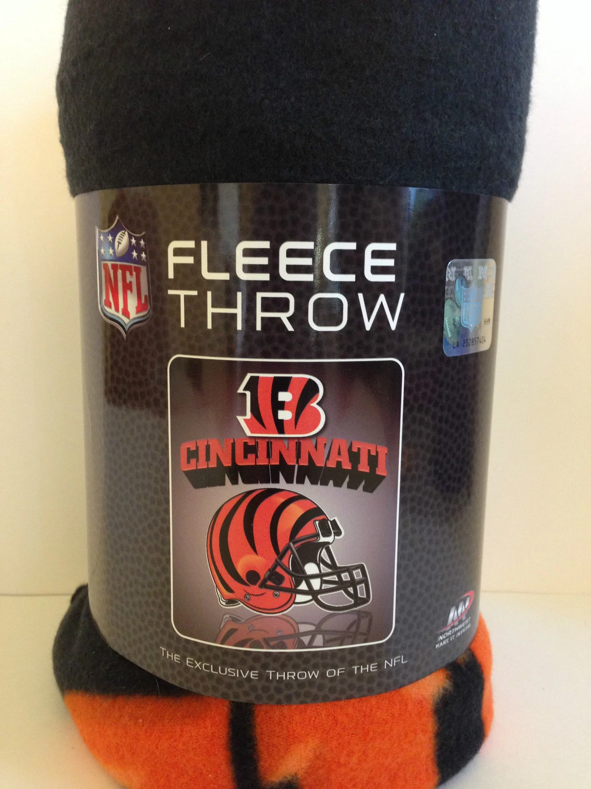 Mirror Grid Iron Fleece Throw Blanket