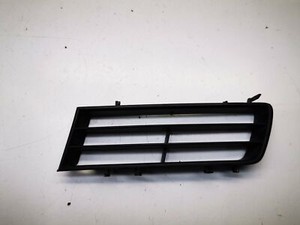 SAAB 9-5 2.3 T Vorne Links Nebelscheinwerfer Grill 4561056 2.30 Benzin 125kw